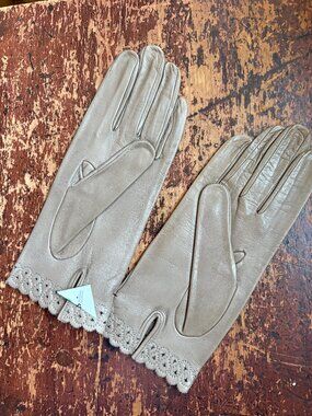 vintage leather gloves